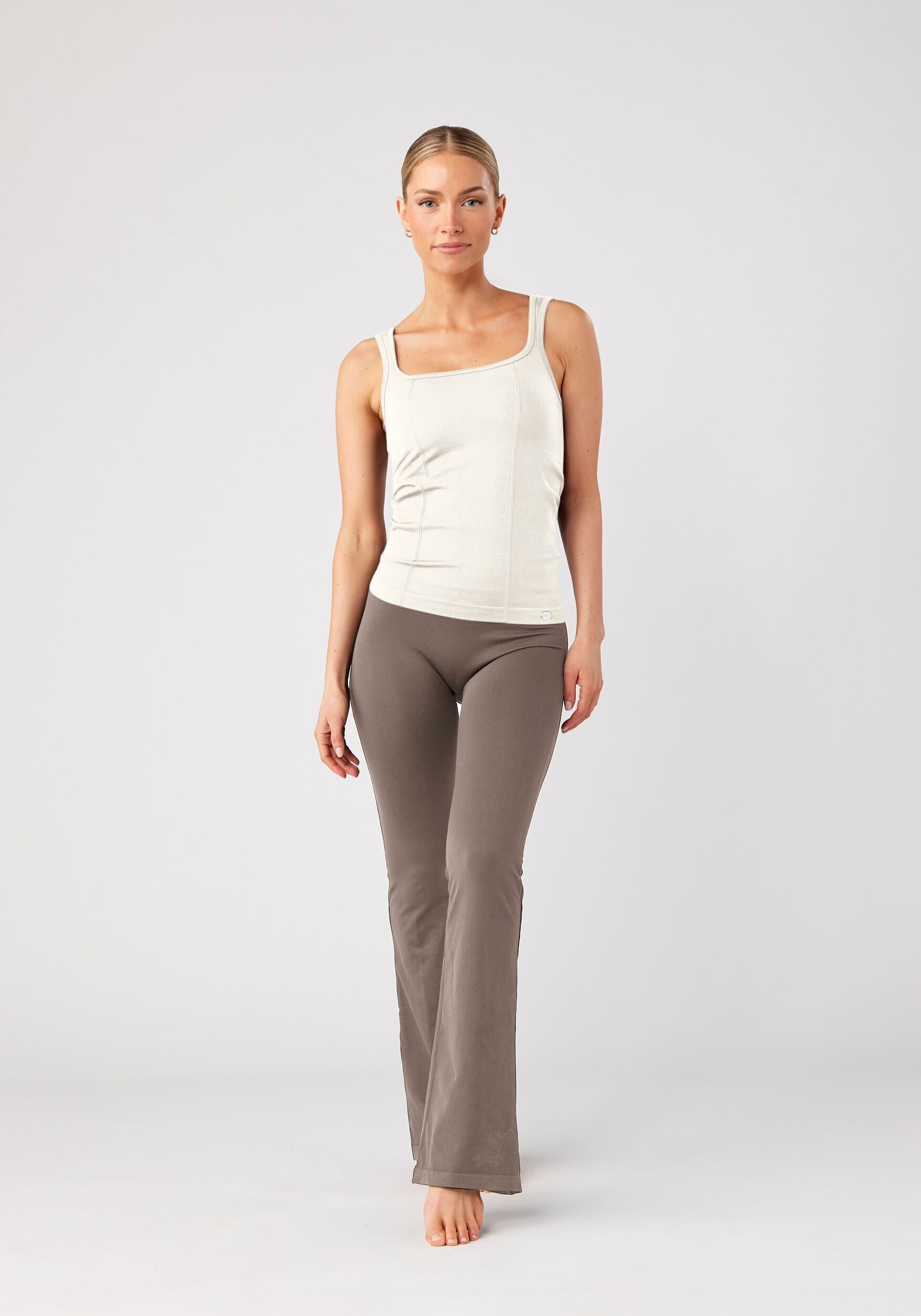 Seamless Flare Tights Dark Mud