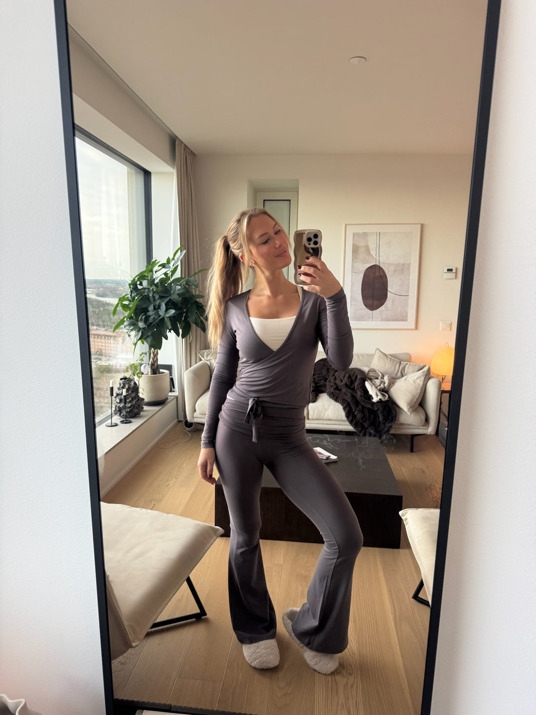 Ballet Wrap Top Long Sleeve Grayisch