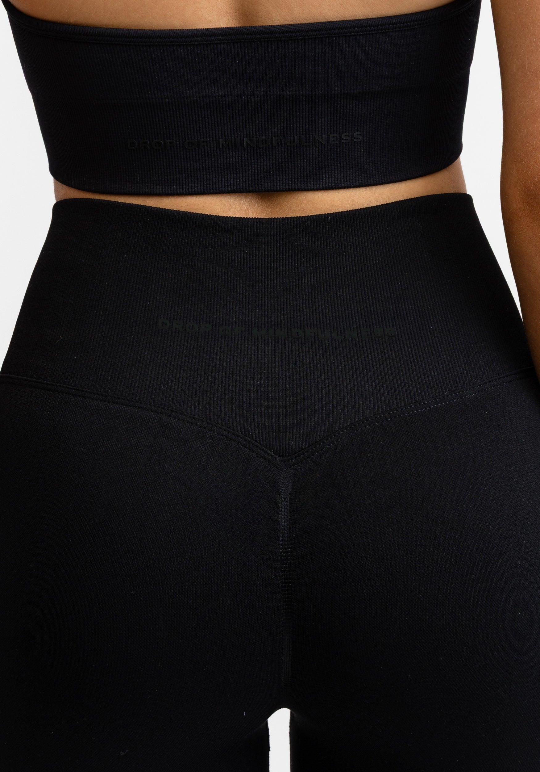 Seamless Scrunch Tights Black