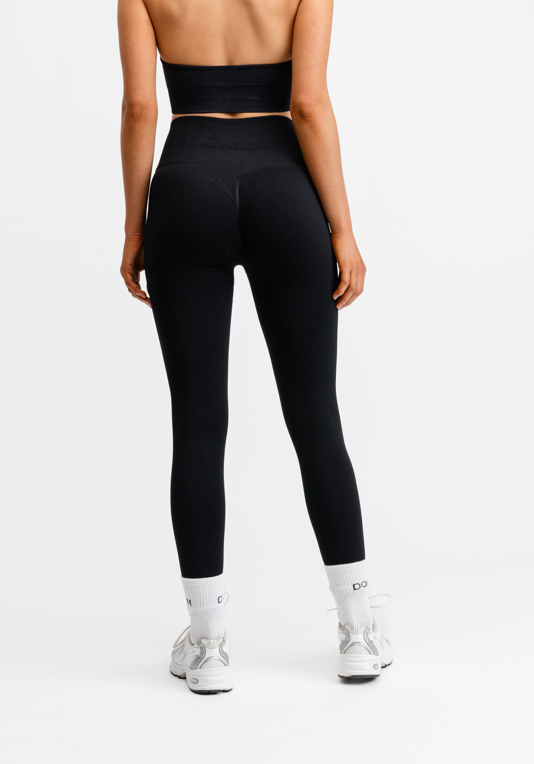 Seamless Scrunch Tights Black