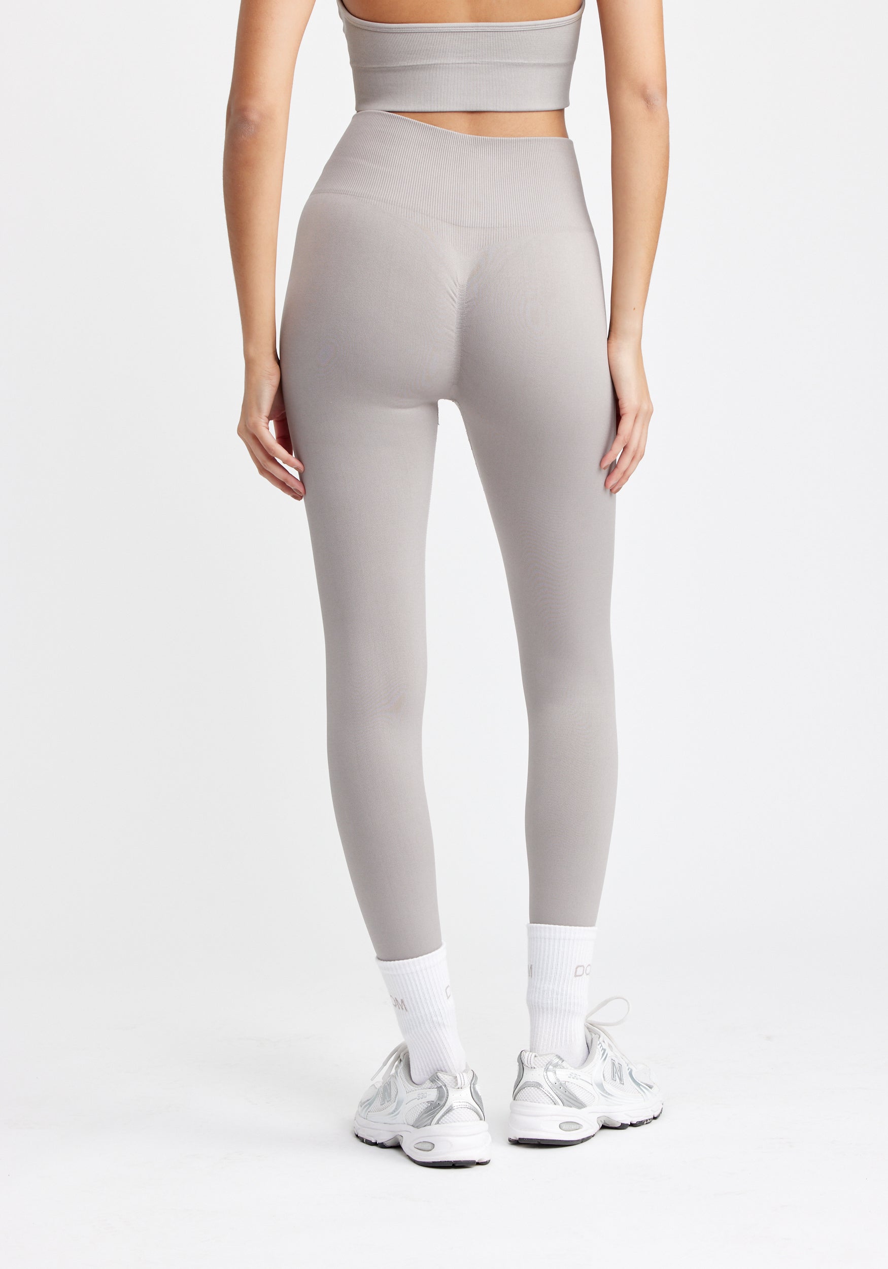 Seamless Scrunch Tights Greige