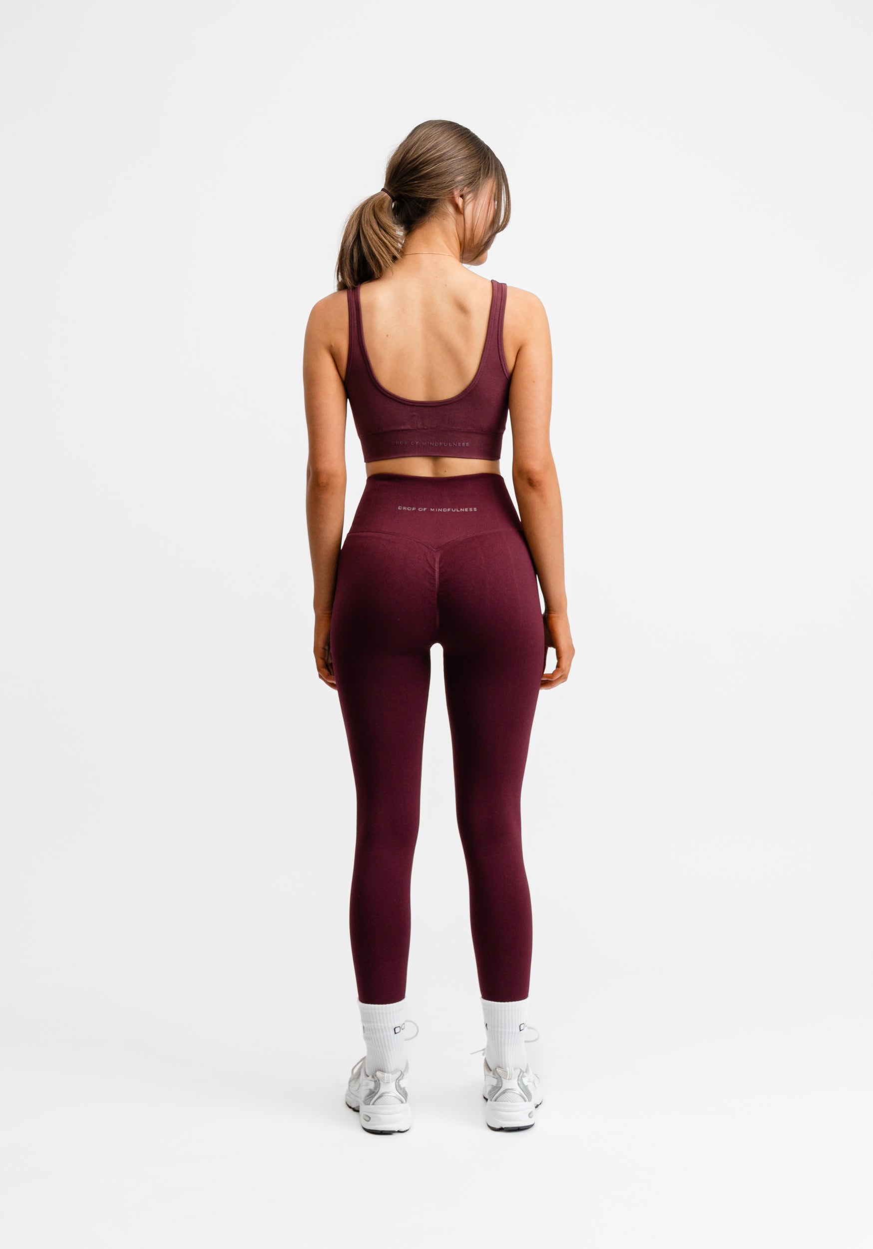 Seamless Scrunch Tights Redwood