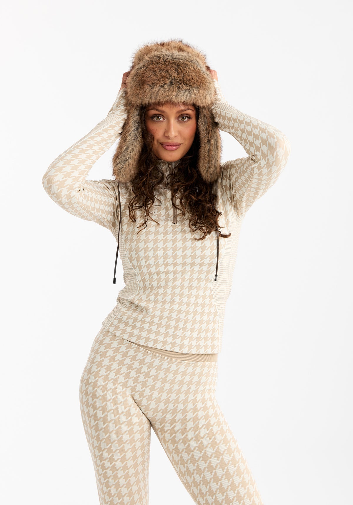 Seamless Half Zip Base Layer Cream White Dogtooth