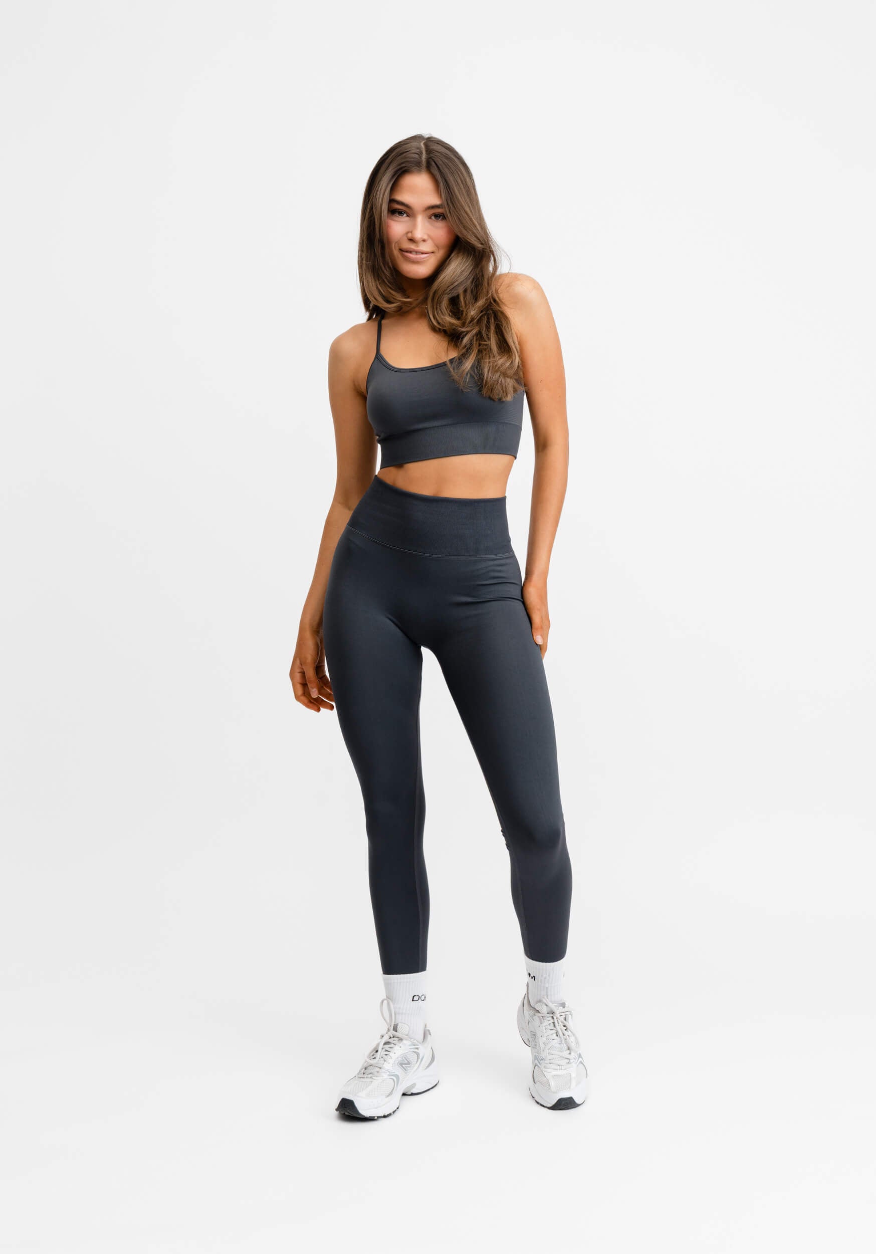 Signature Seamless Sports Bra Iron Grey