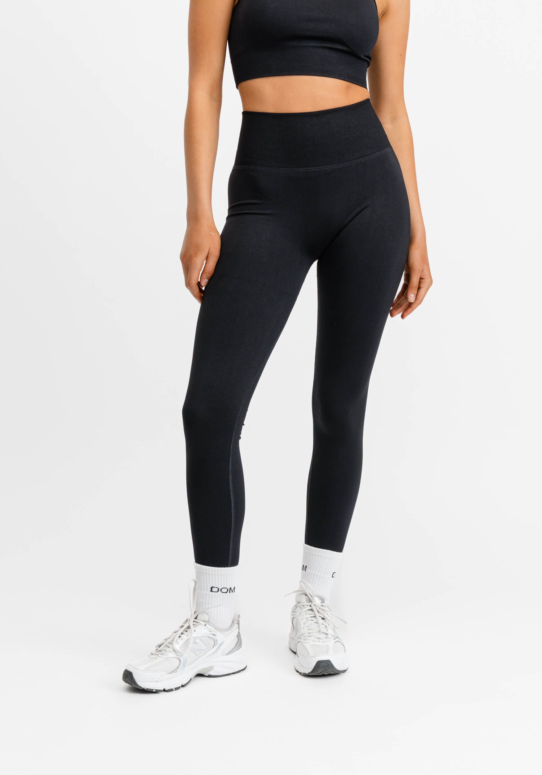 Signature Seamless Tights Black
