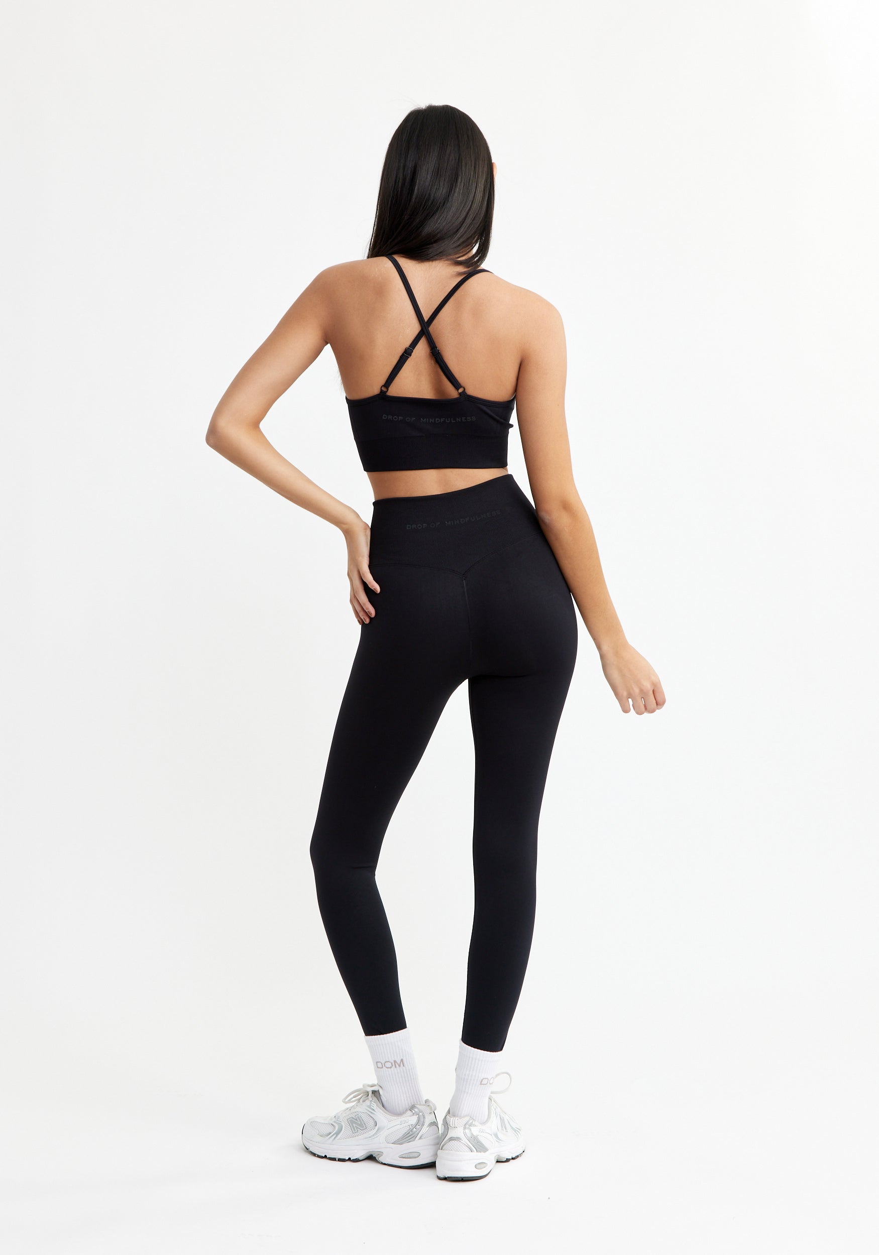 Signature Seamless Tights Black