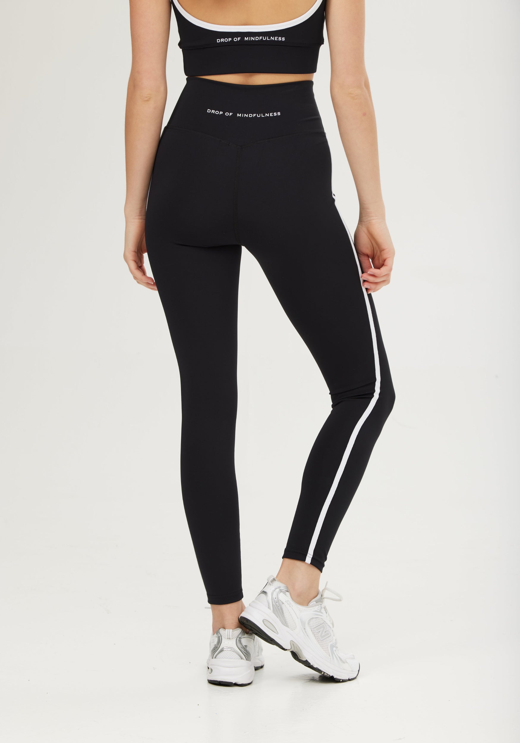 Ultimate Piping Tights Black White