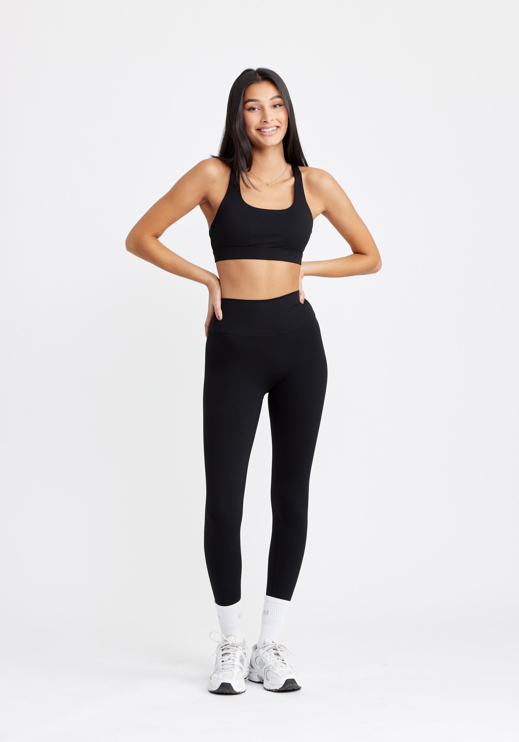 Ultimate Scoop Sports Bra Black