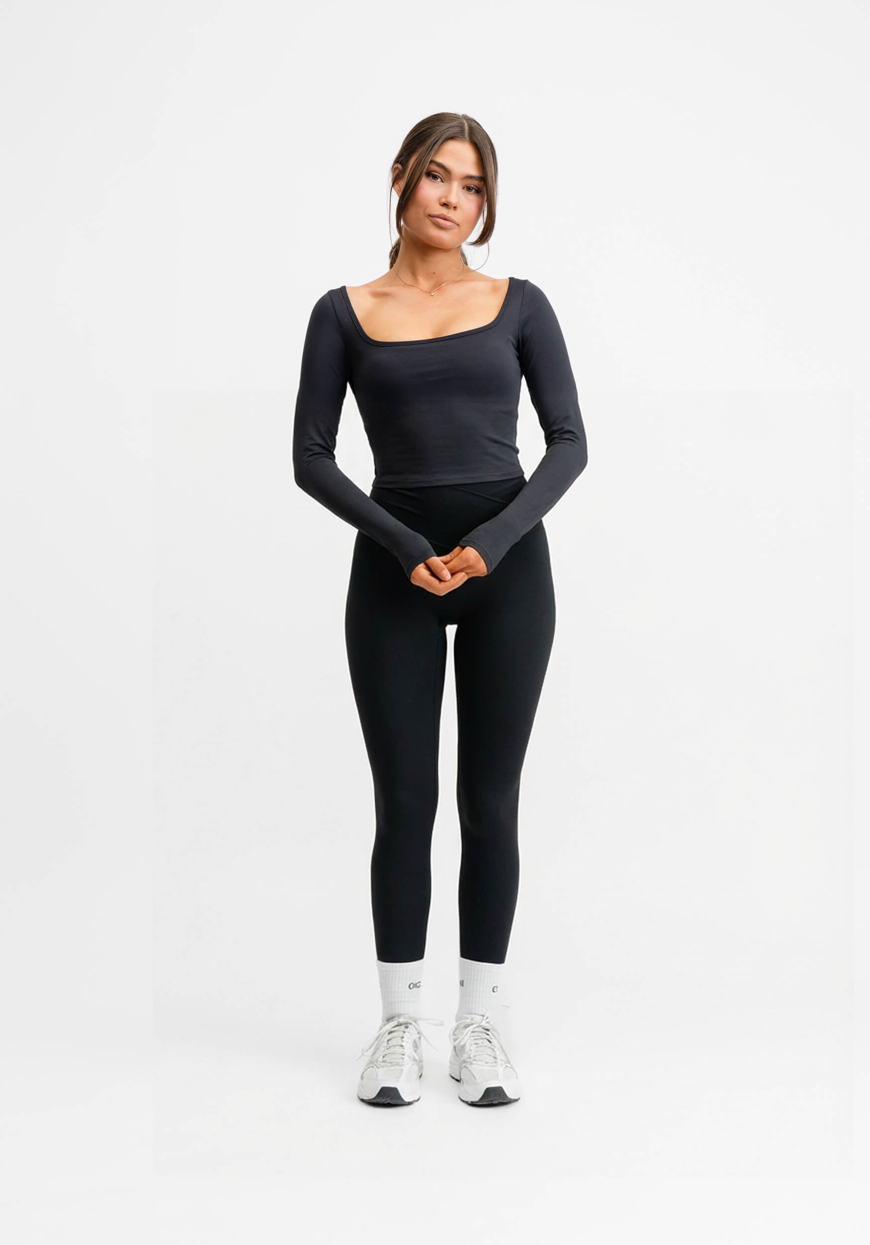 Butter Soft Long Sleeve Crop Black