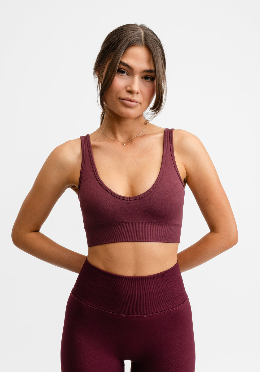 Seamless Deep V Sports Bra Redwood