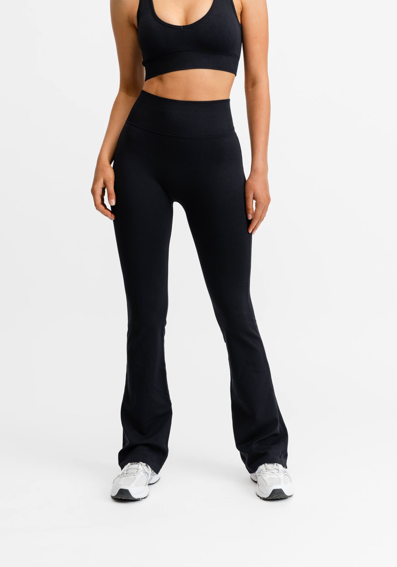 Seamless Flare Tights Black