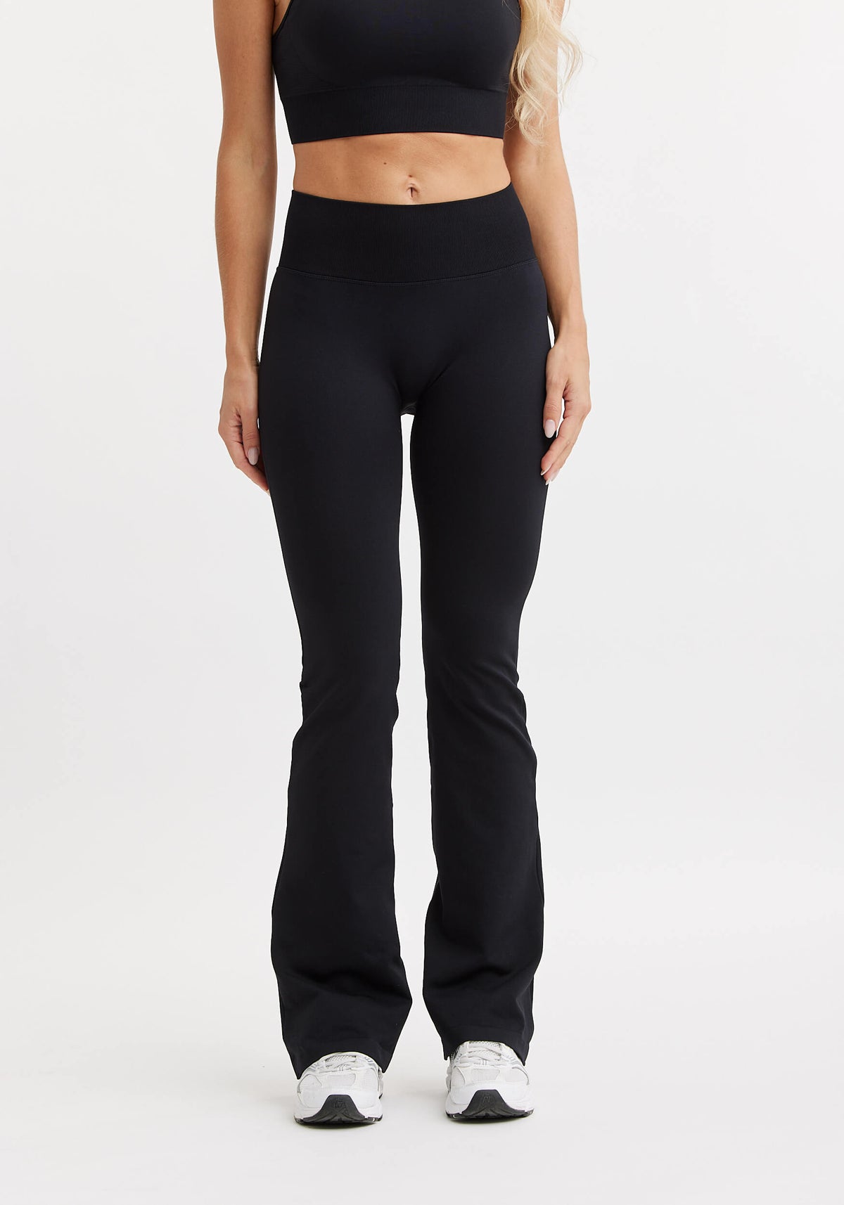 Seamless Flare Tights Black