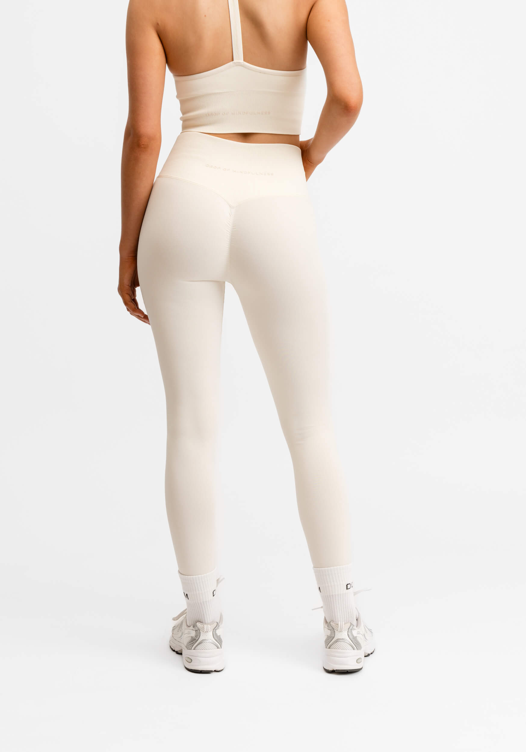 Seamless Scrunch Tights Cream White
