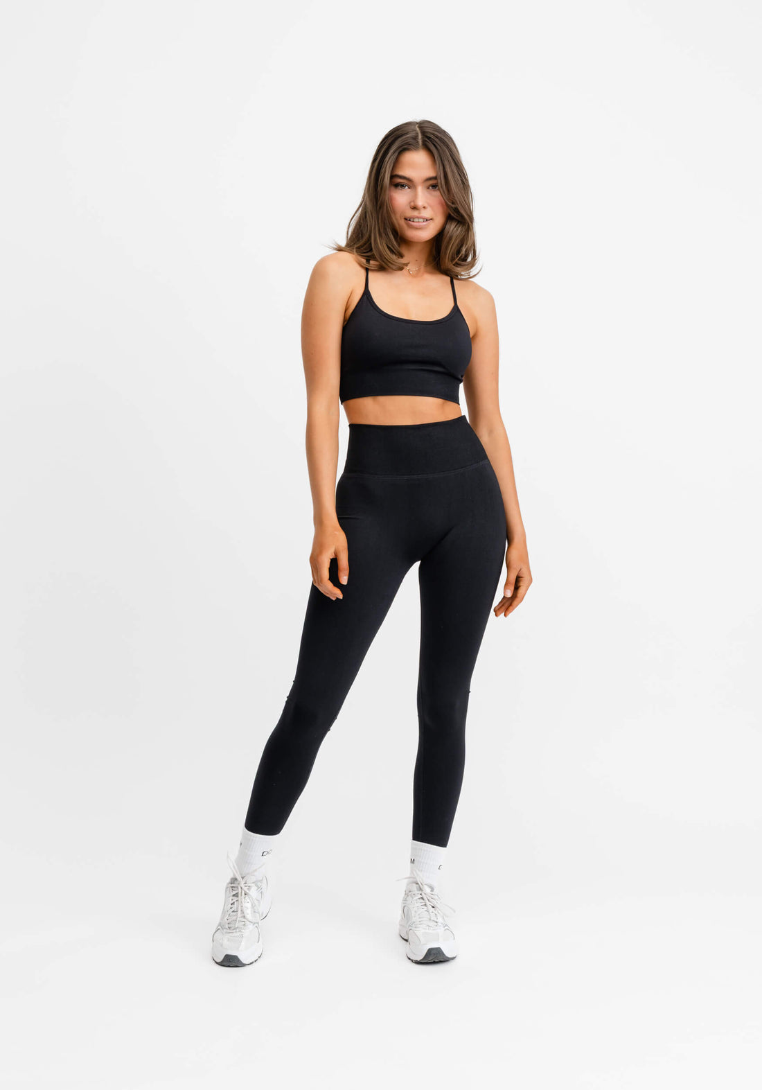 Signature Seamless Sports Bra Black