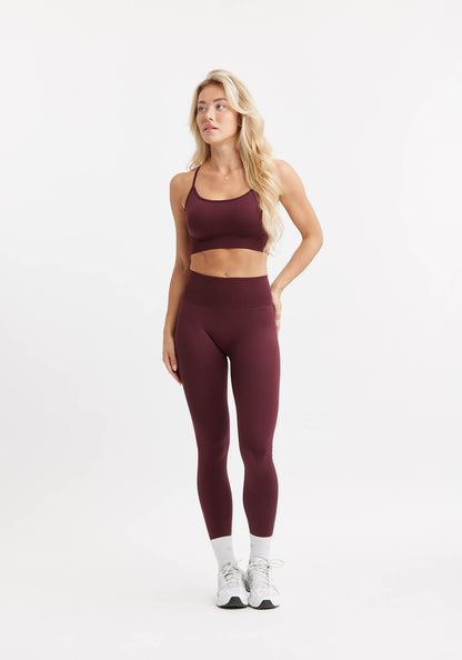 Signature Seamless Sports Bra Cherry Lacquer