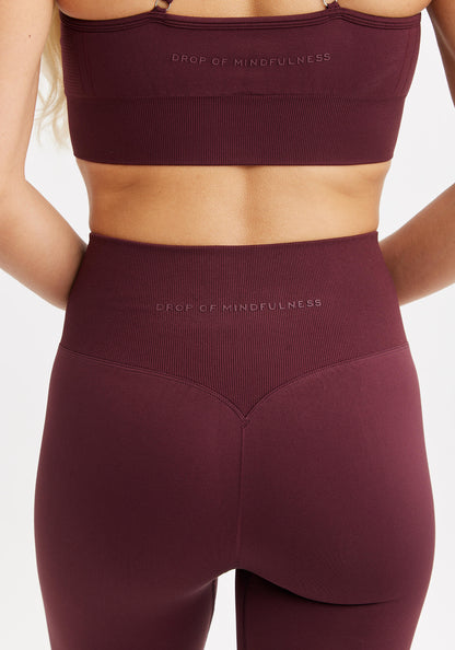 Signature Seamless Tights Cherry Lacquer