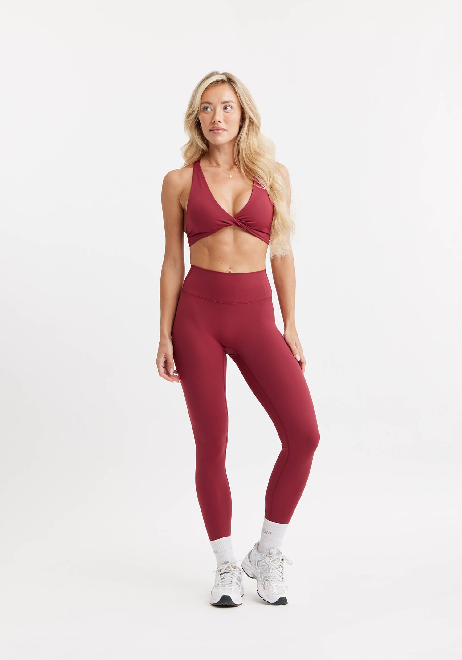 Ultimate Flattering Sports Bra Deep Red